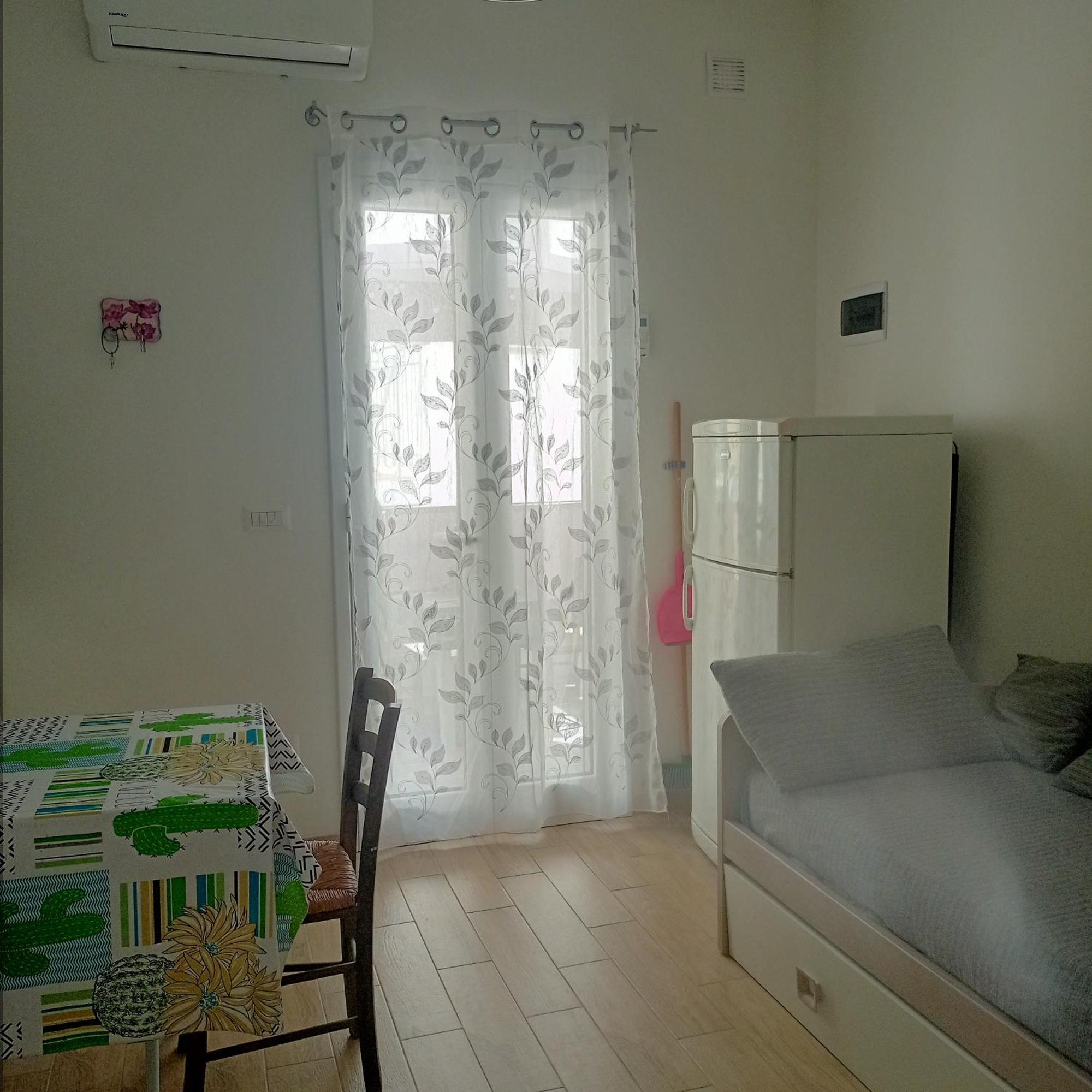Petite Maison 46 Torre dell'Orso Luaran gambar